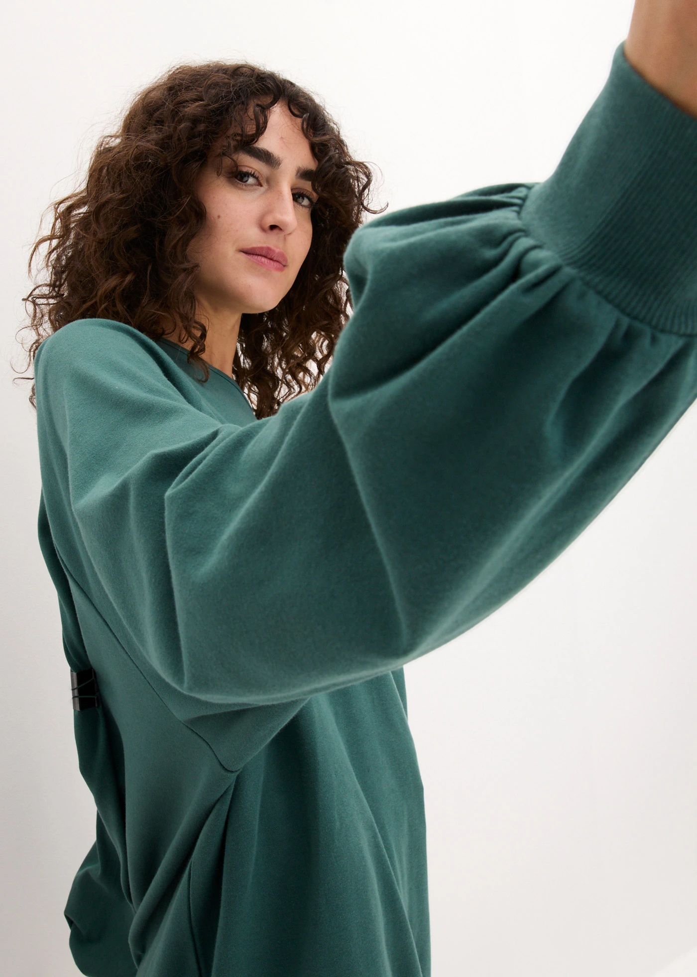 Oversize tričko z čisté bavlny • matně zelená • bonprix obchod