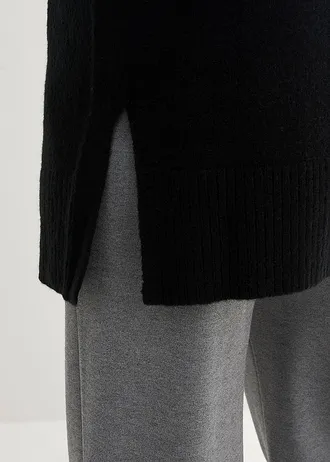 Pull oversize à col roulé ouvert et fentes latérales • noir • Boutique bonprix