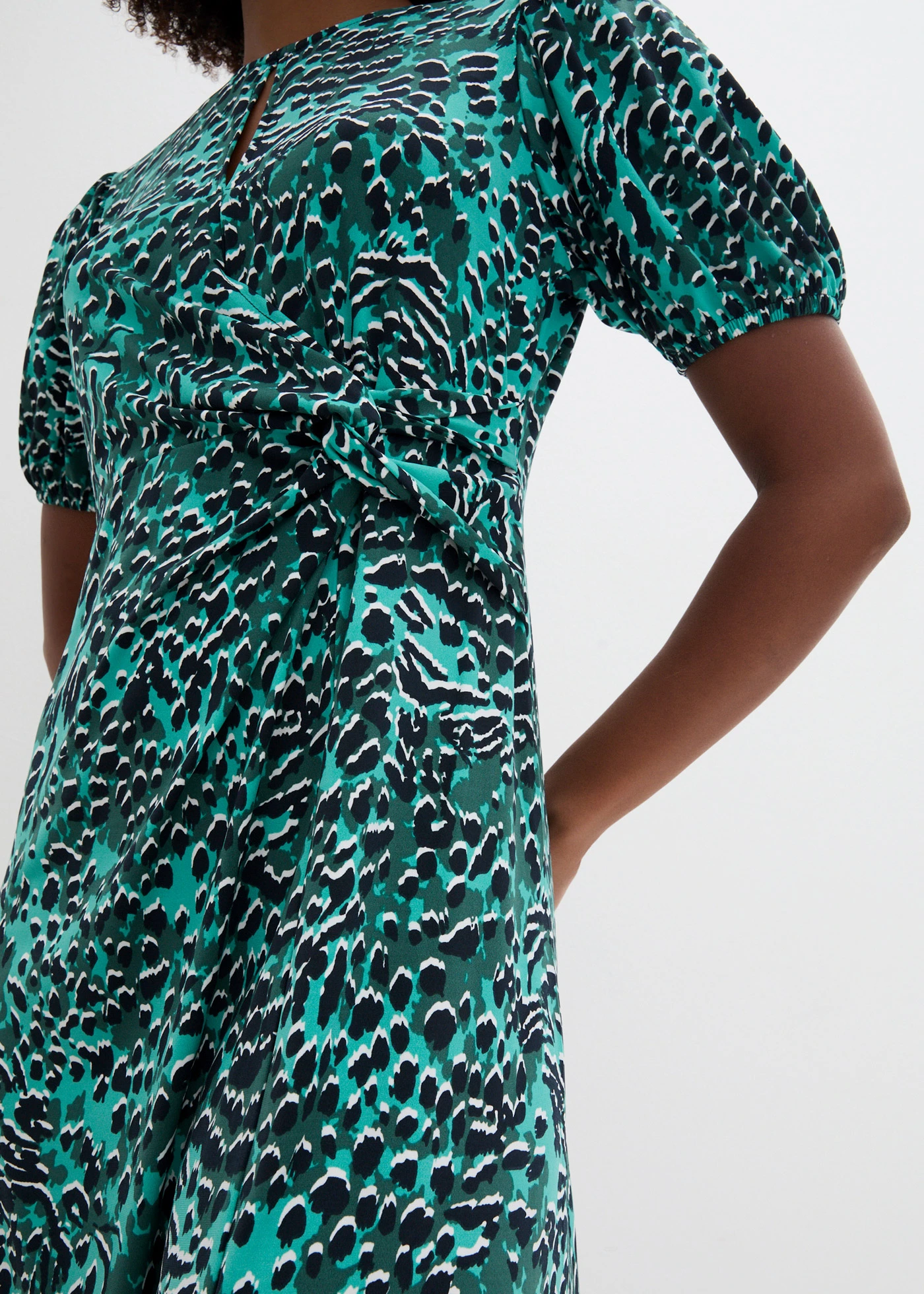 Sukienka shirtowa • niebieski mineralny - czarny leo • bonprix obchod