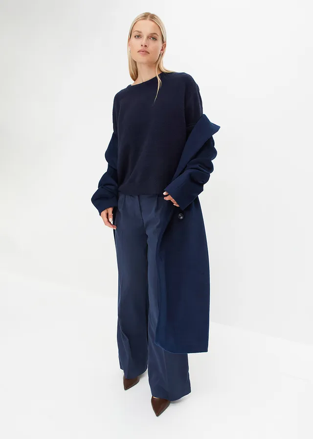 Oversized trui • donkerblauw • product-page.page-title-suffix
