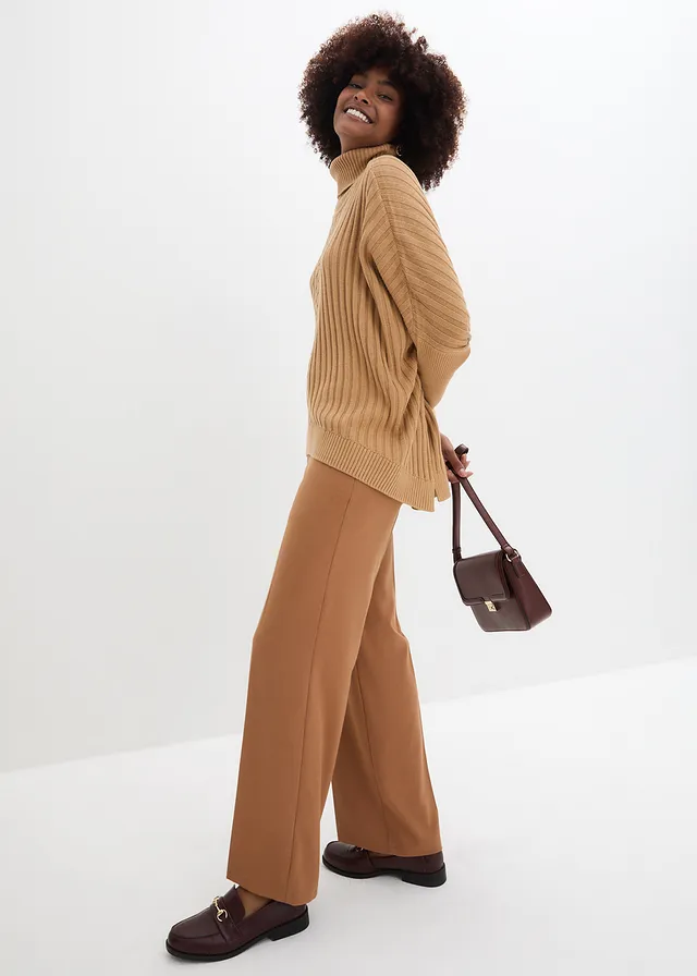Oversized poncho trui • cappuccino • product-page.page-title-suffix