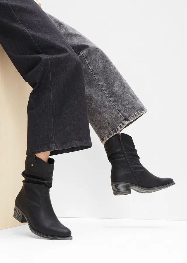 Gevoerde cowboylaarsjes van Rieker • zwart • product-page.page-title-suffix