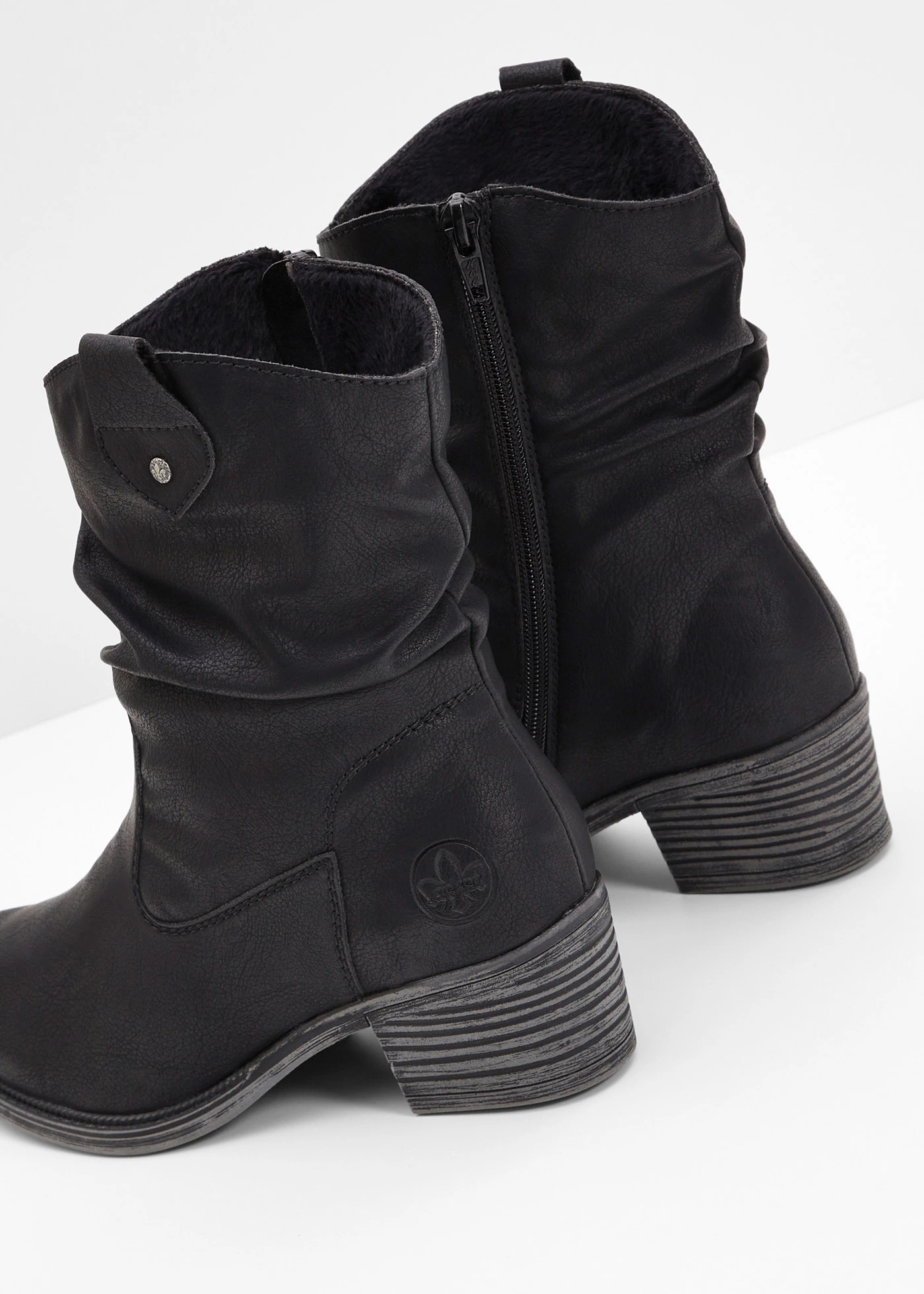 Cizme cowboy Rieker cu căptușeală • negru • magazin bonprix