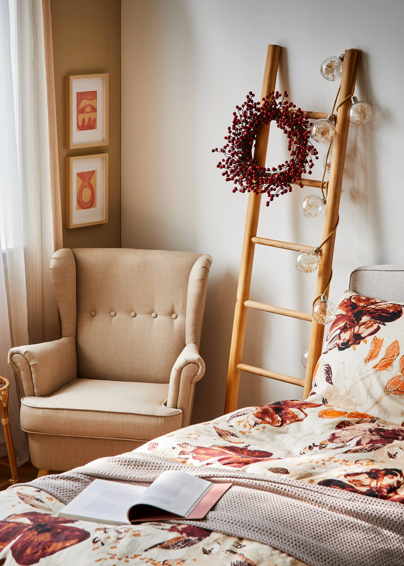 LED hangdecoratie krans met bessen • rood • bonprix online shop