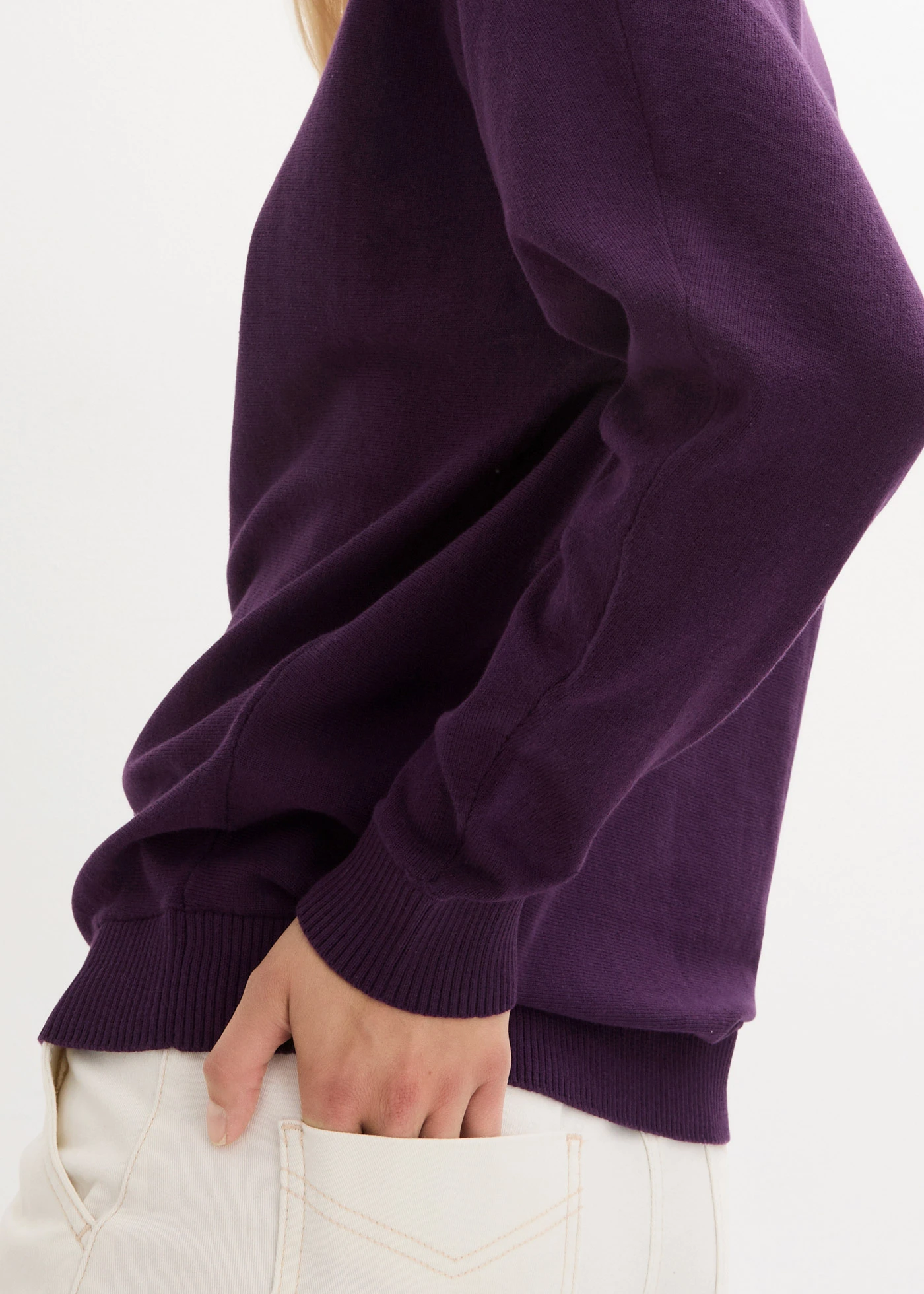 Pulóver denevér ujjakkal • sötétlila • bonprix áruház