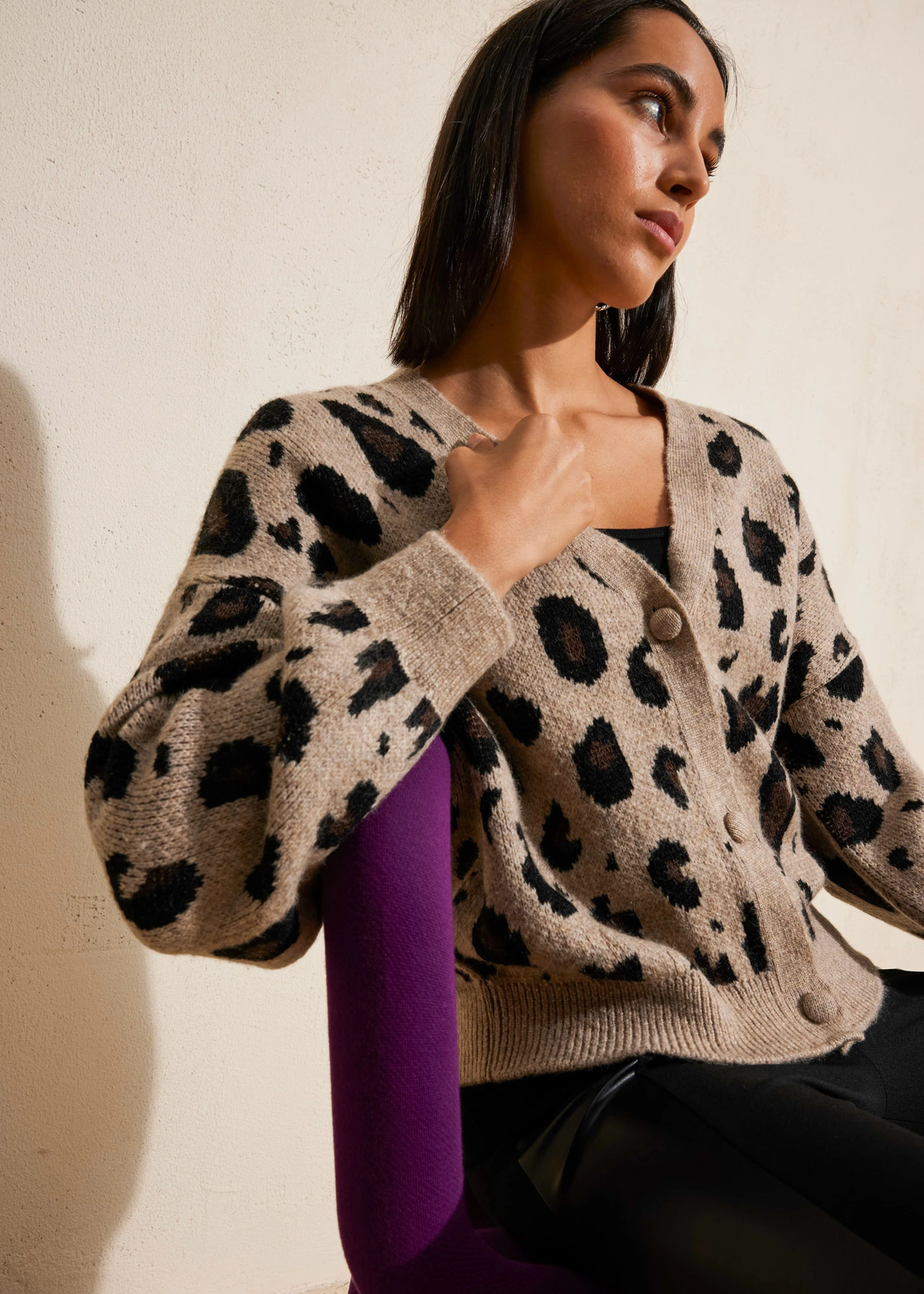 Jachetă tricotată cu model • bej melanj/negru/maro închis leo • magazin bonprix