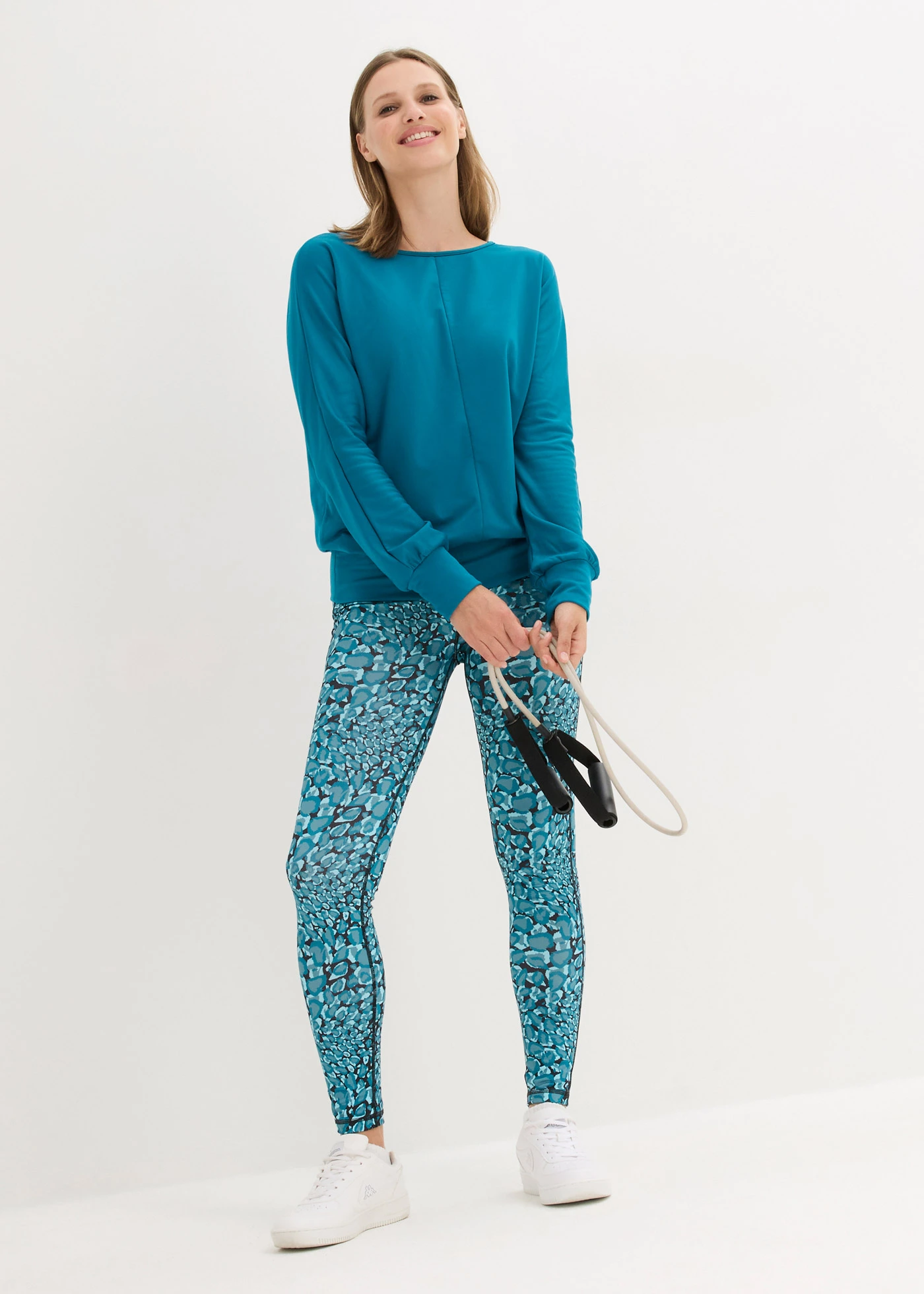 Haut de sport thermique, coupe ample • turquoise • Boutique bonprix