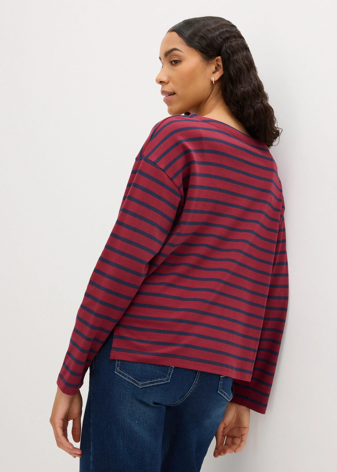 Bluză cu mâneci lungi din bumbac organic 100% (set/2 buc.) • roșu-rubiniu/bleumarin cu dungi + negru/alb cu dungi • magazin bonprix