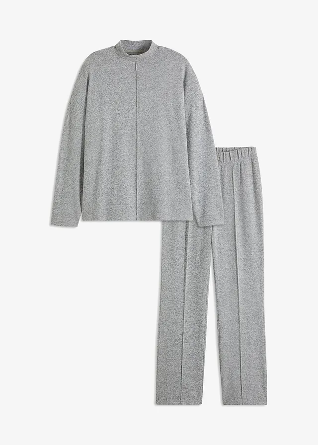 Pijama oversize din material moale