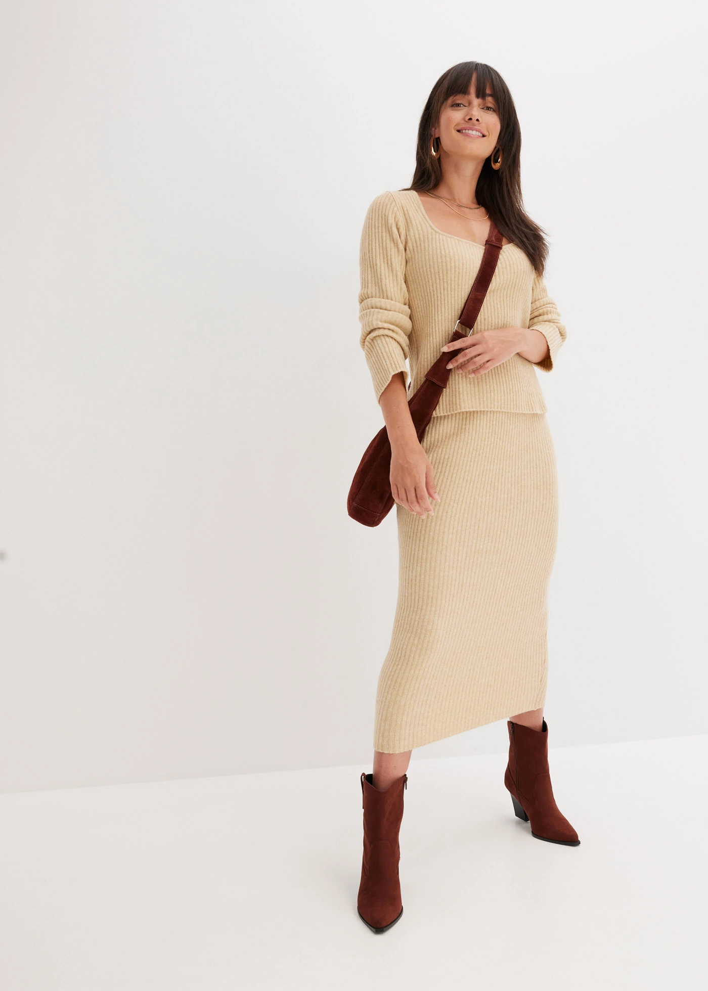 Svetr s hranatým výstřihem • latte macchiato melír • bonprix obchod