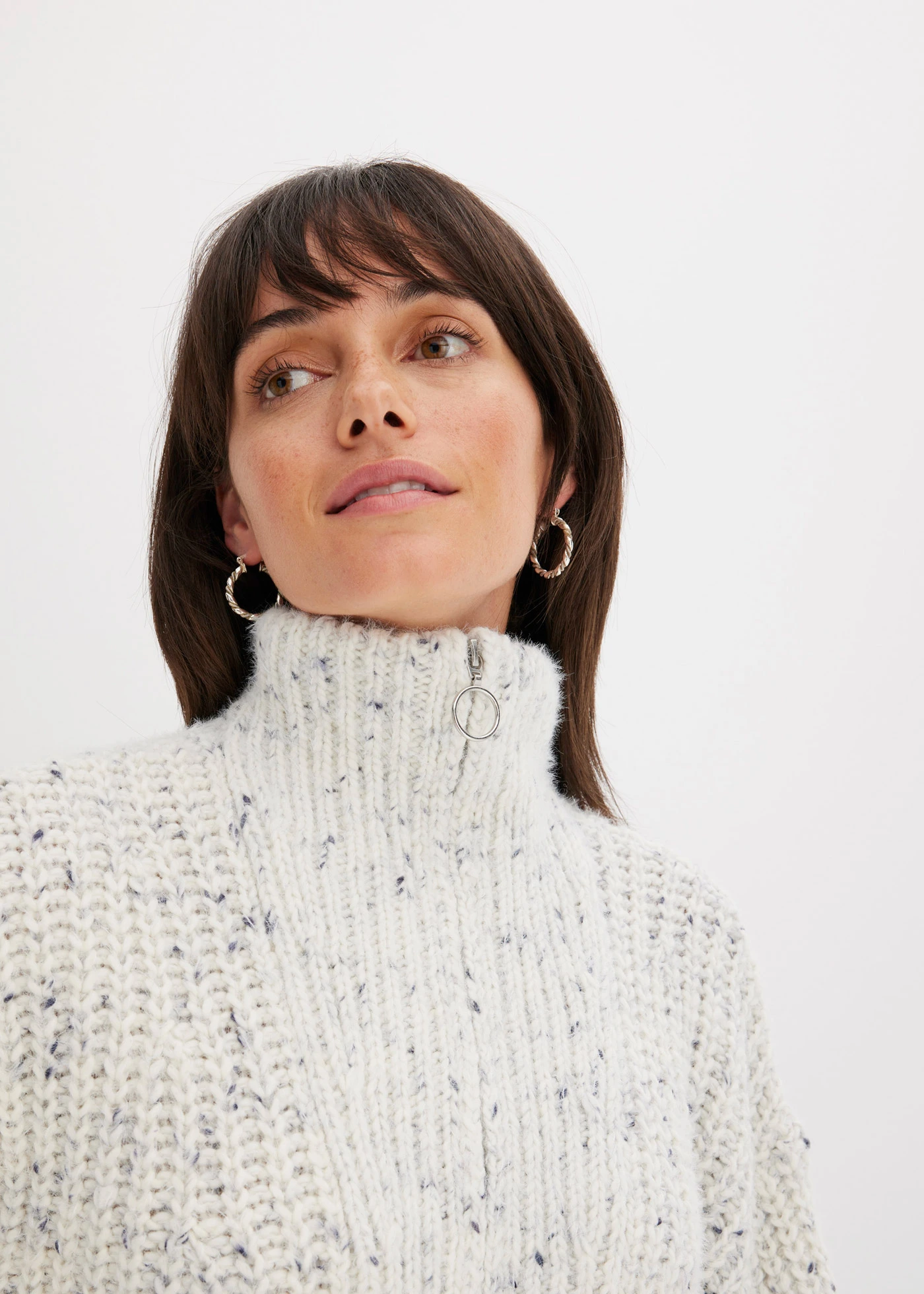 Svetr s límečkem Troyer a spadlými rameny • přírodní bílo-tmavě modrý melír • bonprix obchod