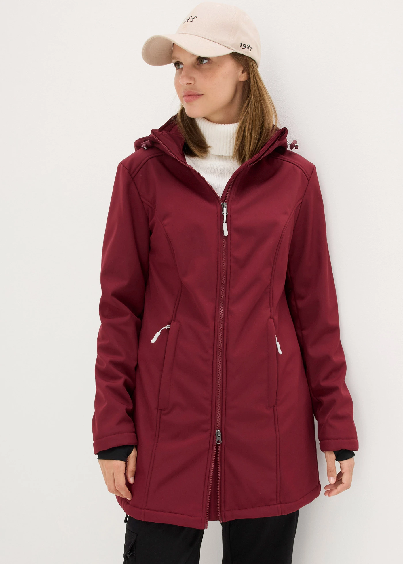 Parka déperlante en softshell avec doublure polaire douillette • rouge érable • Boutique bonprix