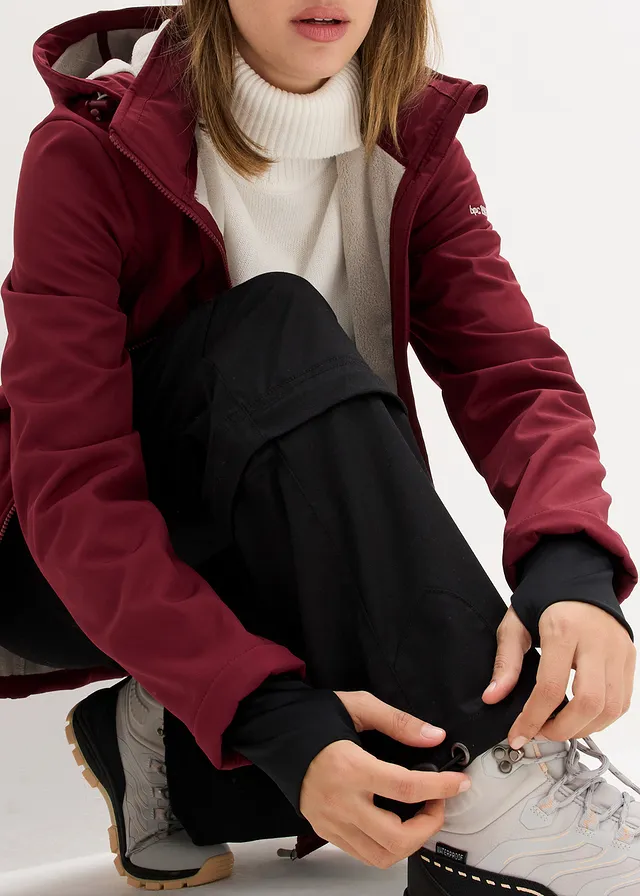 Lange, waterafstotende outdoor softshell jas met teddyfleece • esdoornrood • product-page.page-title-suffix
