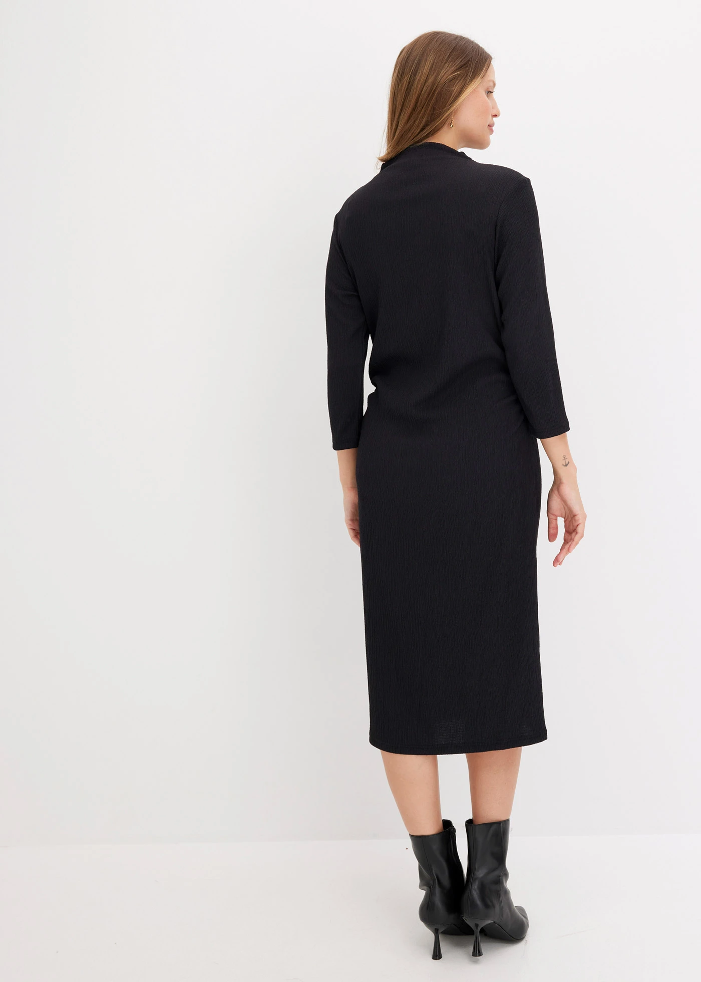Midi jurk • zwart • product-page.page-title-suffix