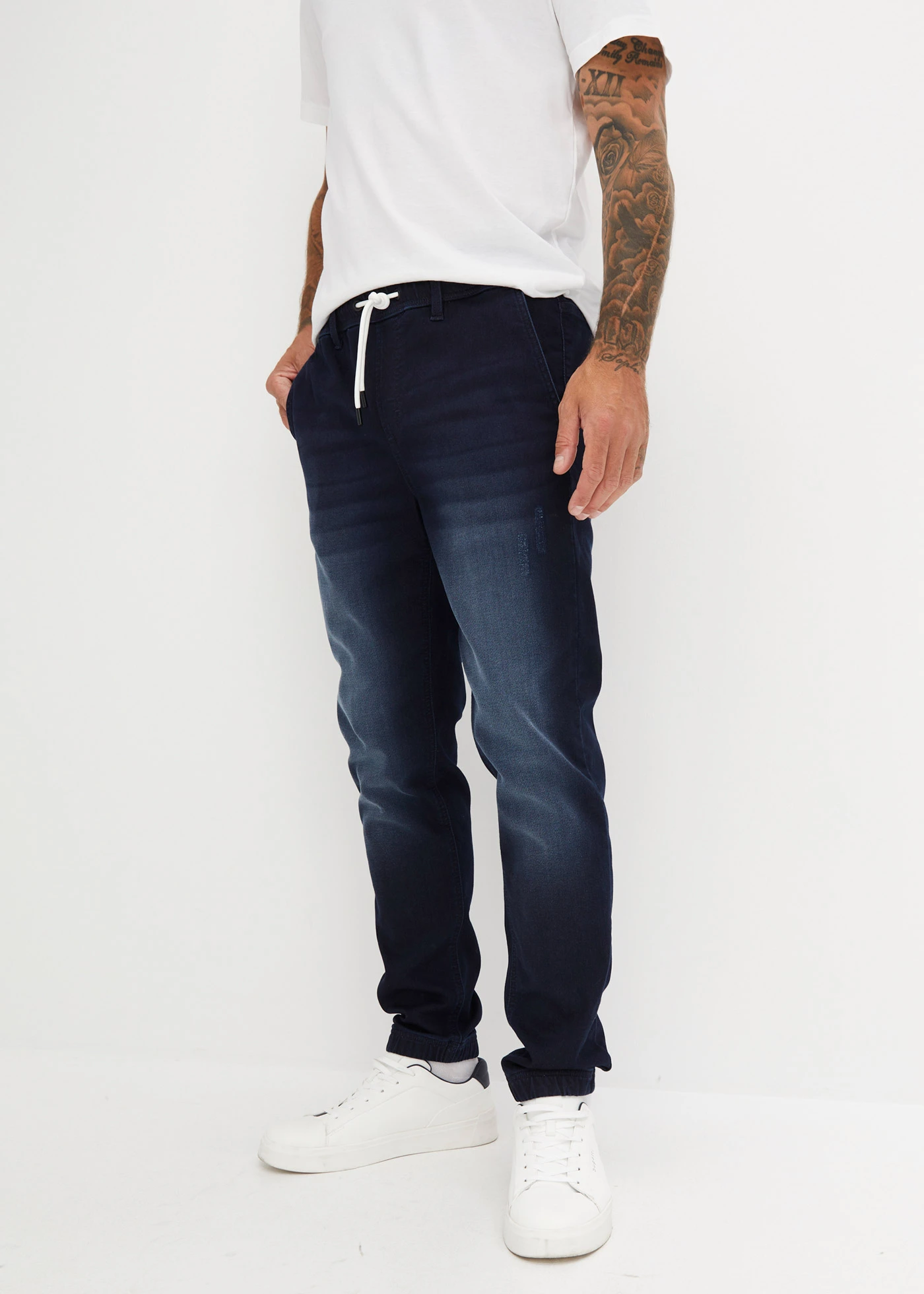Regular fit jogging jeans met elastische tailleband, straight • donkerblauw denim • bonprix online shop