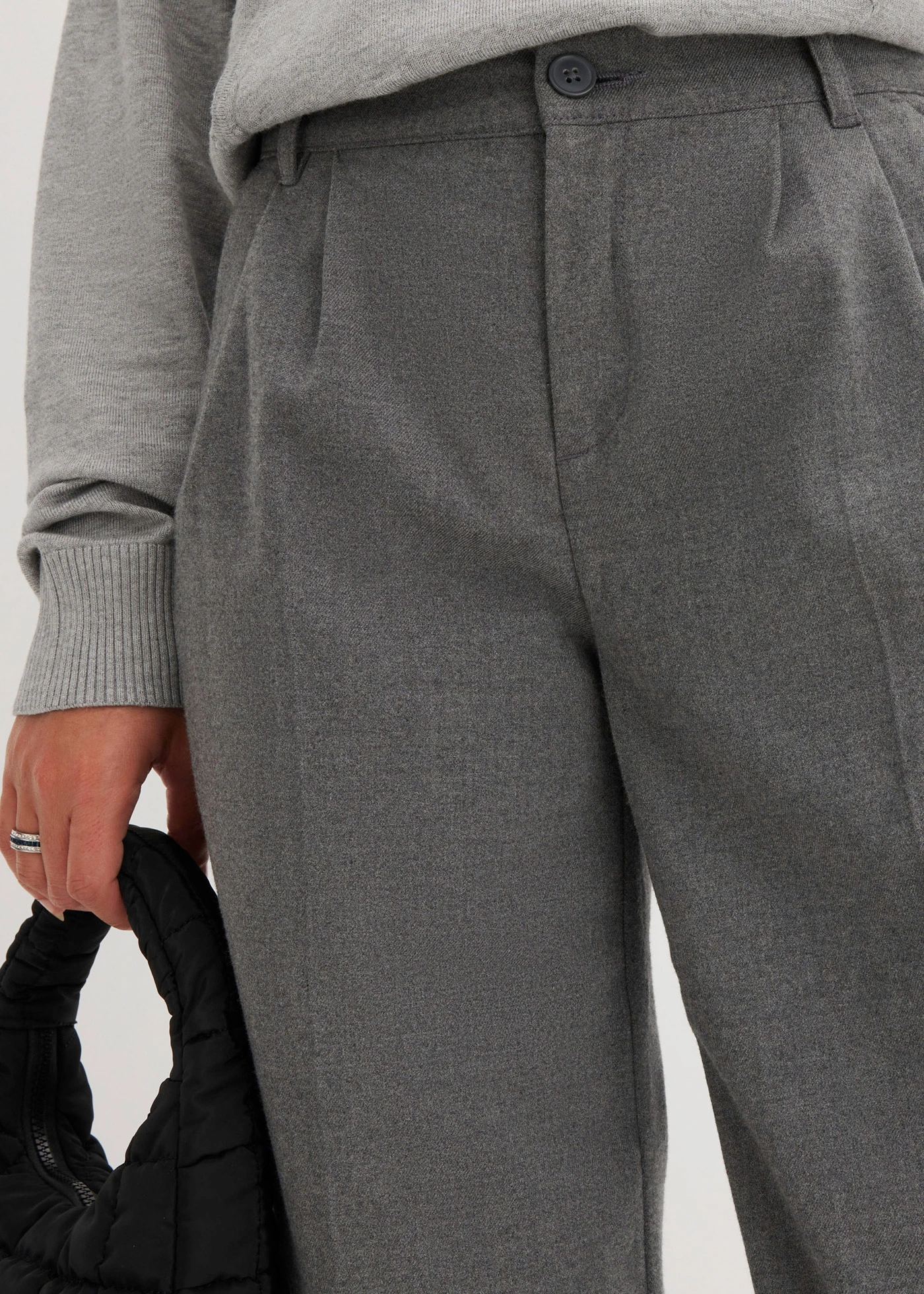 Široké kalhoty se sklady v pase • šedý melír • bonprix obchod