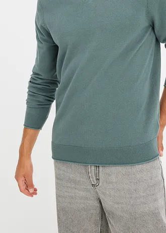 Pulover din tricot fin cu aspect „2 în 1” din material moale cu bumbac • gri/verde • magazin bonprix