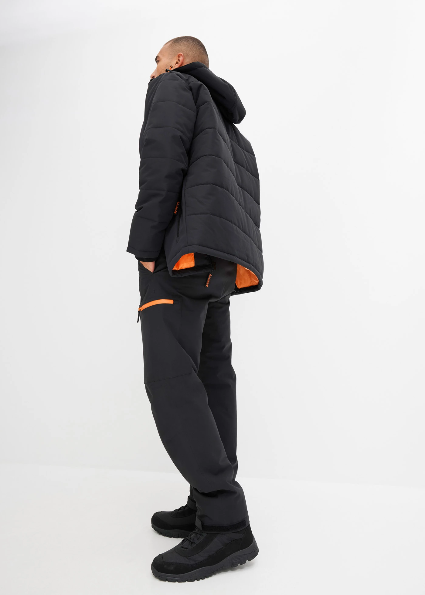 Pantalon cargo imperméable et chaud, coupe ample • noir • Boutique bonprix