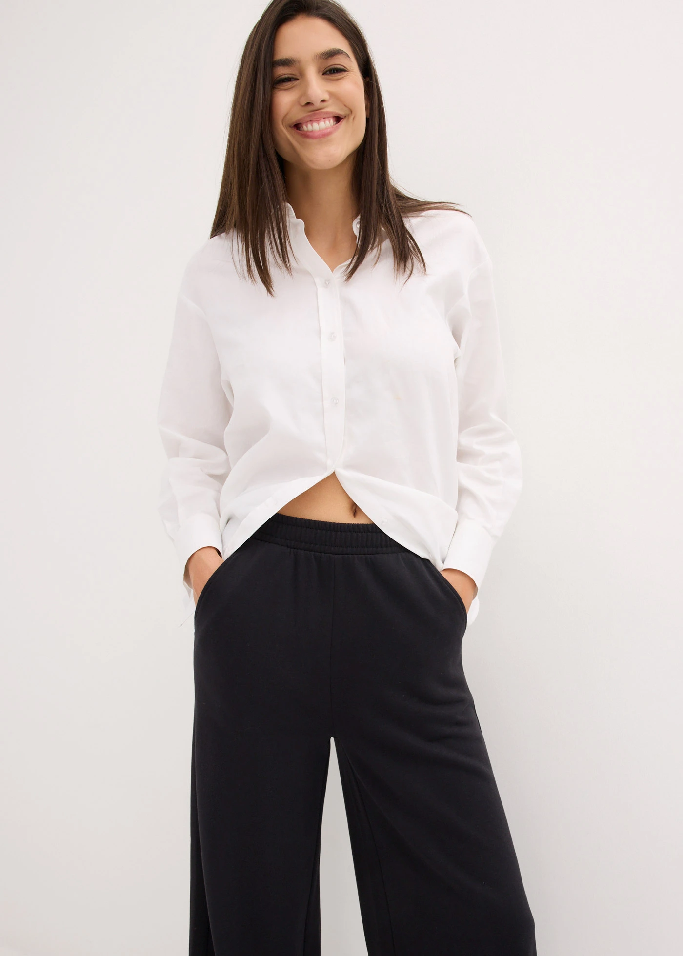 Pantalon sweat de jogging large en coton mélangé • noir • Boutique bonprix