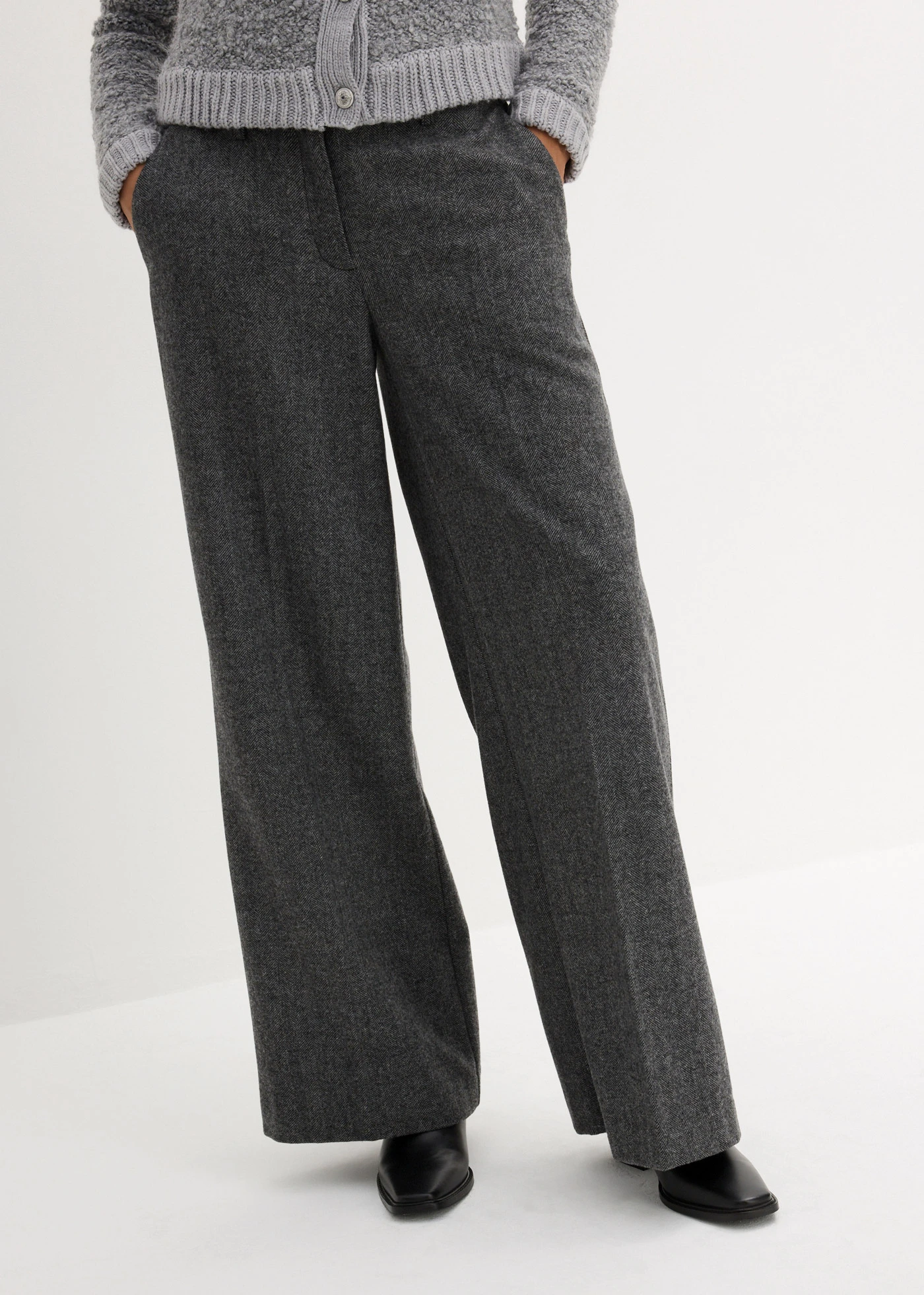 Pantalon à motif chevrons, laine majoritaire • gris moyen chiné • Boutique bonprix