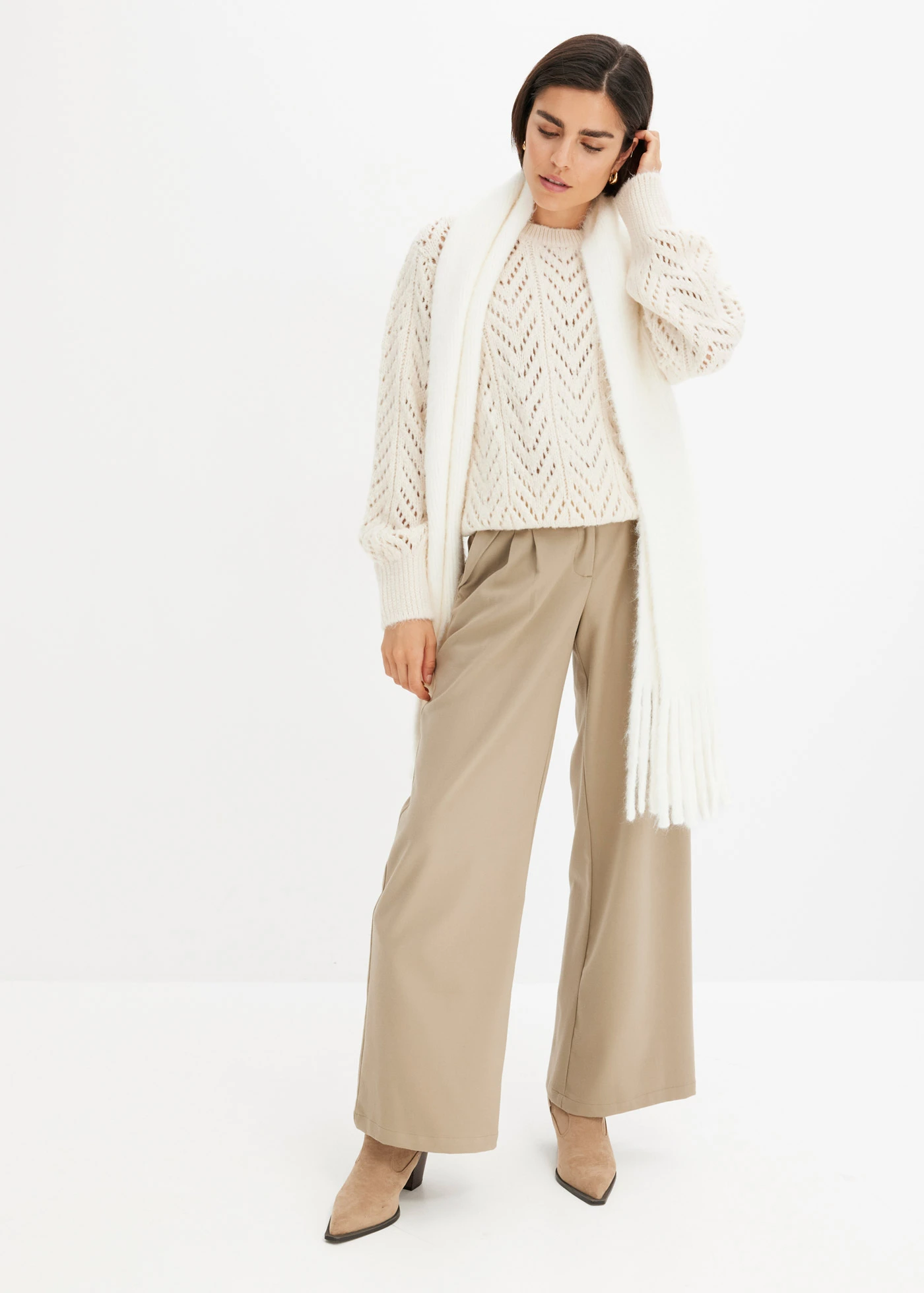 Svetr • krémově bílá • bonprix obchod