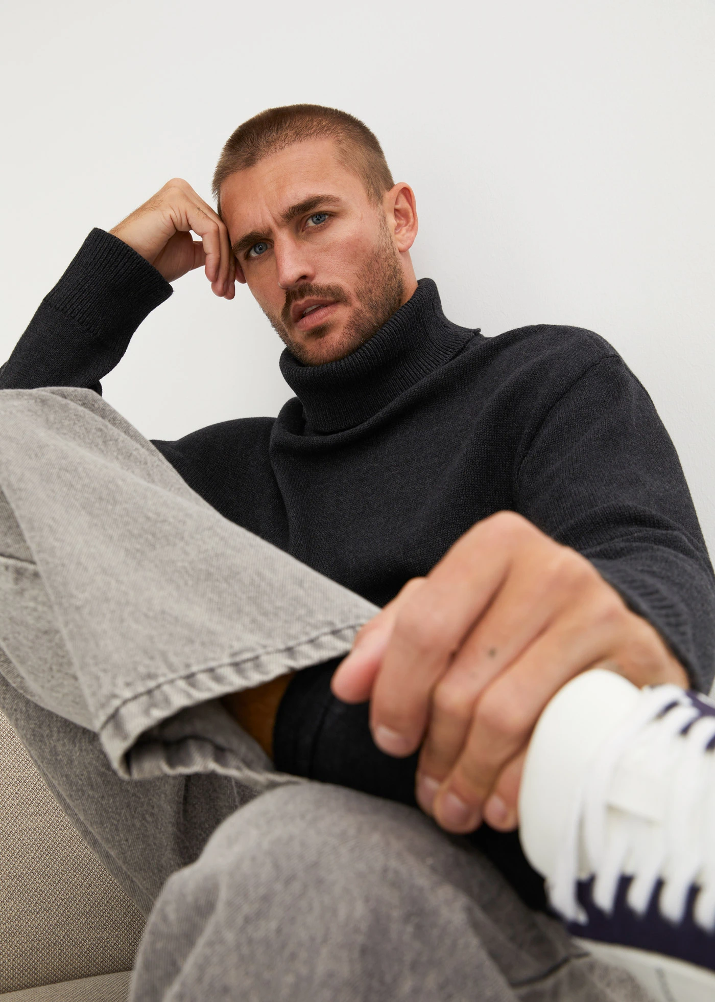 Pull col roulé ample • anthracite chiné • Boutique bonprix