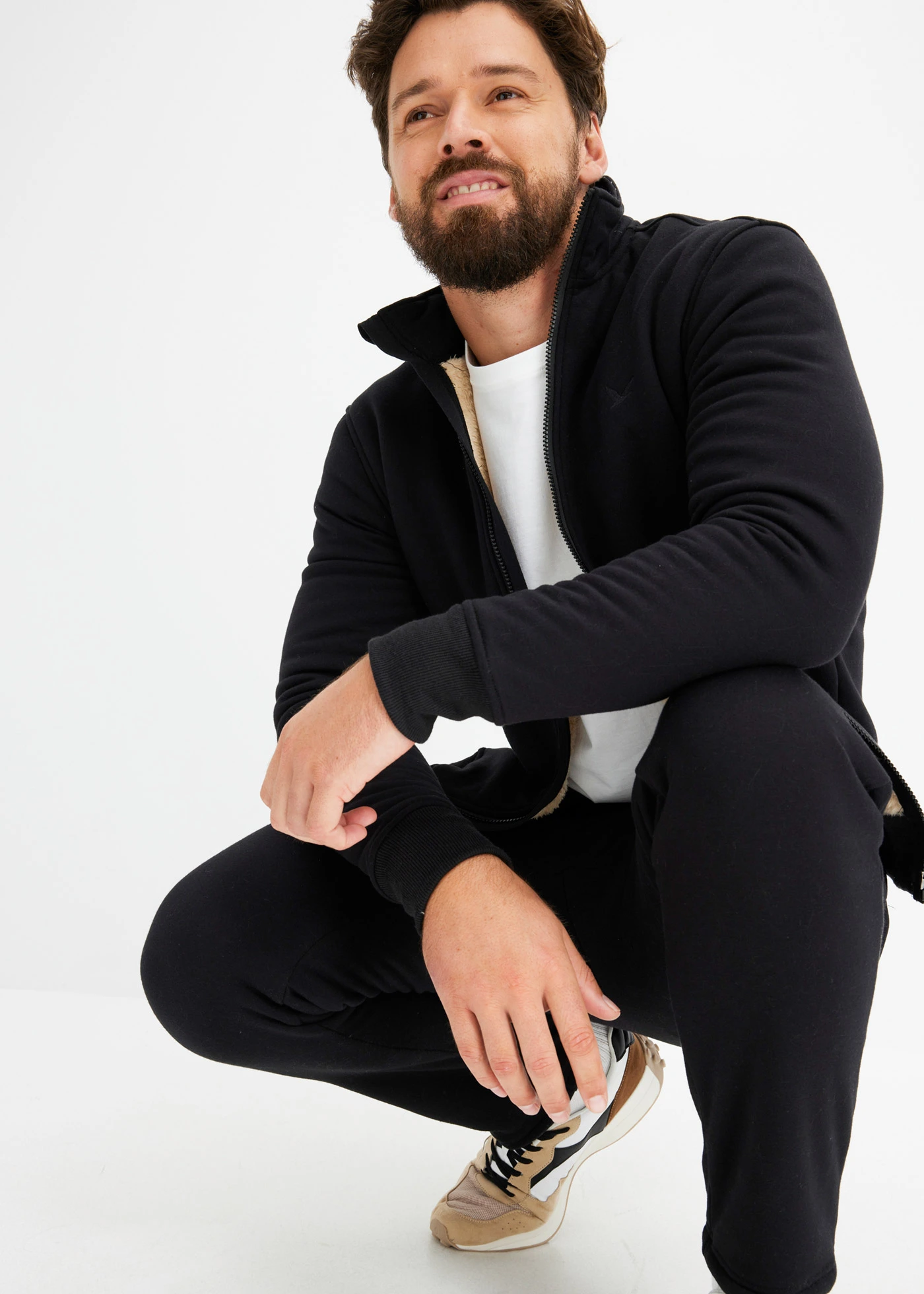 Survêtement chaud doublé sherpa • noir • Boutique bonprix