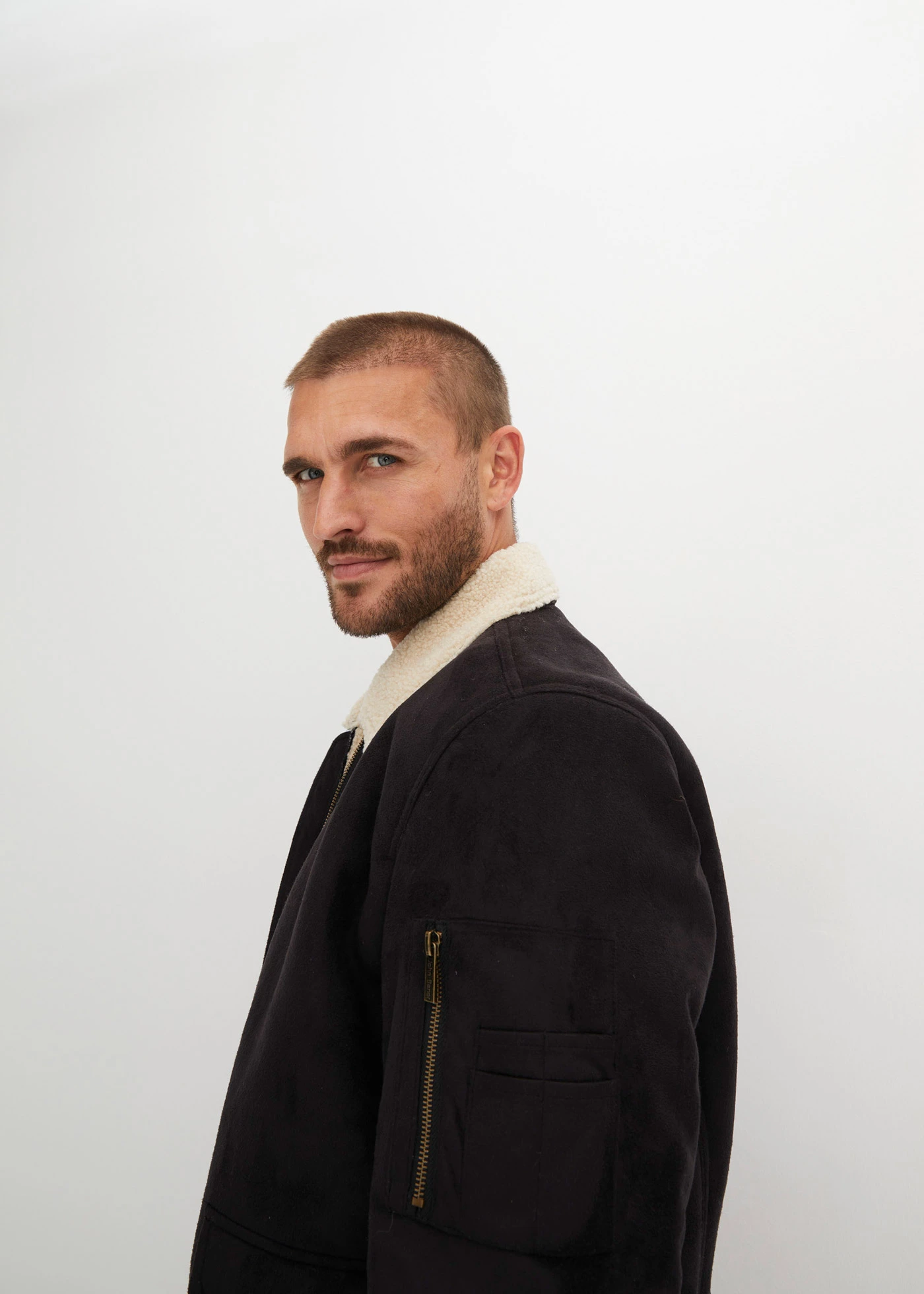 Kurtka ze sztucznej skóry • czarny • bonprix obchod