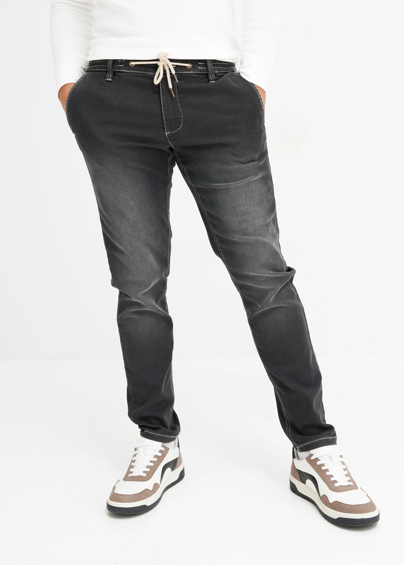 Regular fit jogging jeans met comfortband, tapered • zwart denim • bonprix online shop