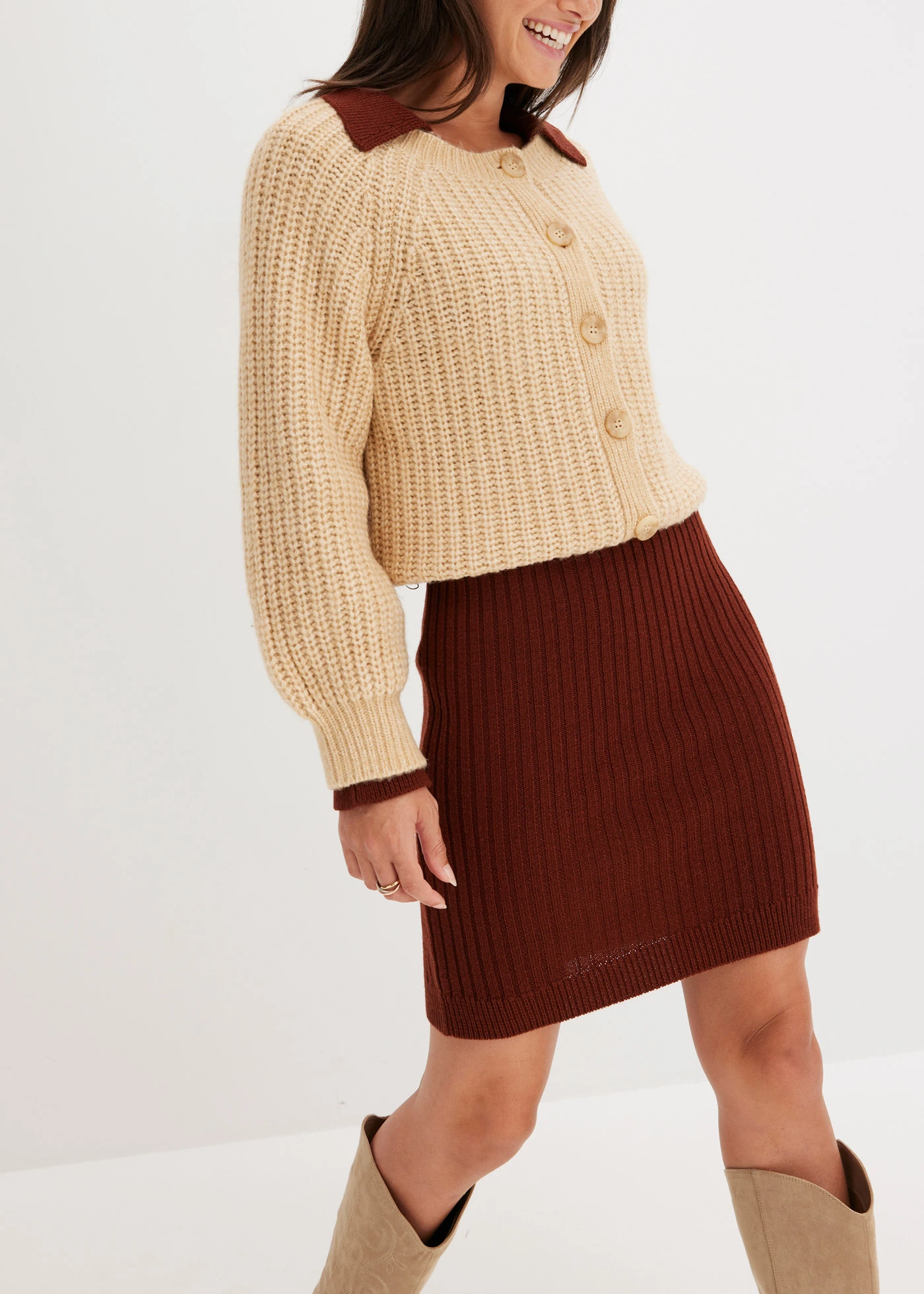 Geribde, gebreide jurk • mahoniebruin • bonprix online shop