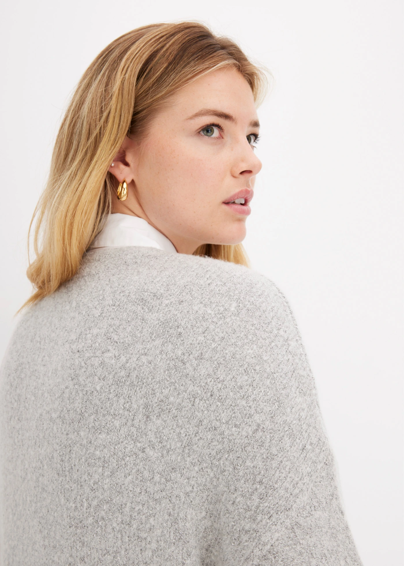 Kardigan oversize • jasnoszary melanż • sklep bonprix