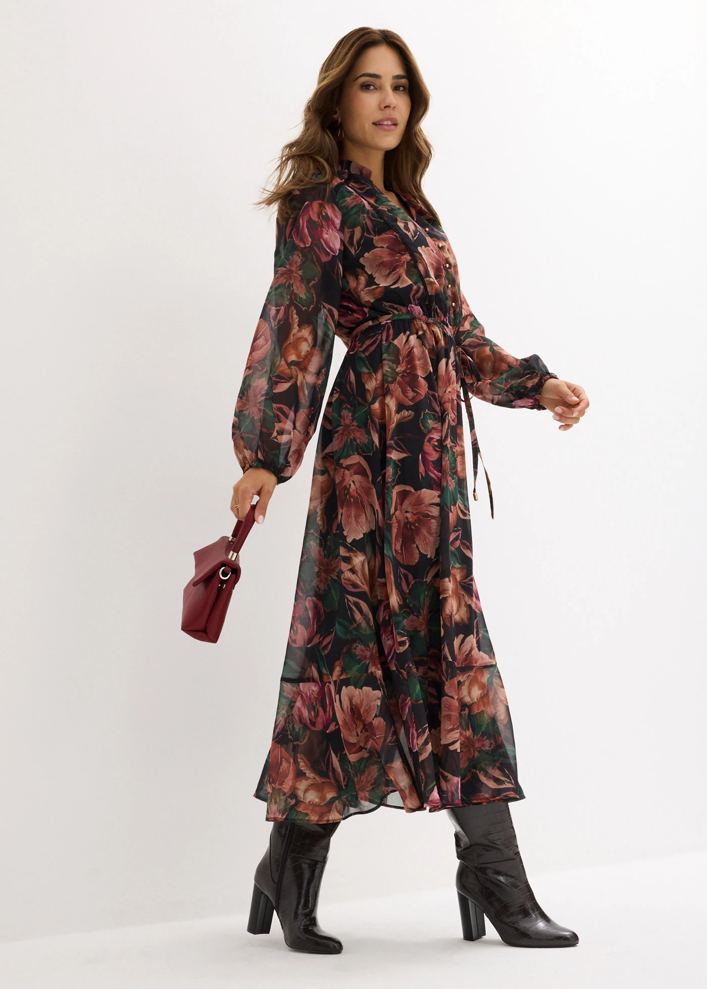 Chiffon jurk met print • zwart-groen-donkergroen-koperoranje-perzik-zwart-roze-magenta-beige-donkerbruin-roestbruin • bonprix online shop