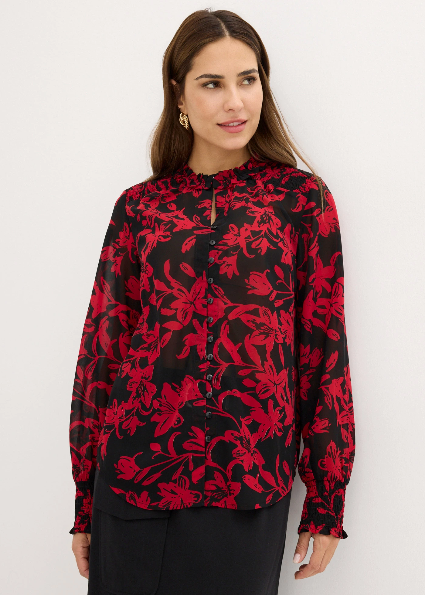 Gesmokt chiffon blouse • zwart-salsarood • bonprix online shop