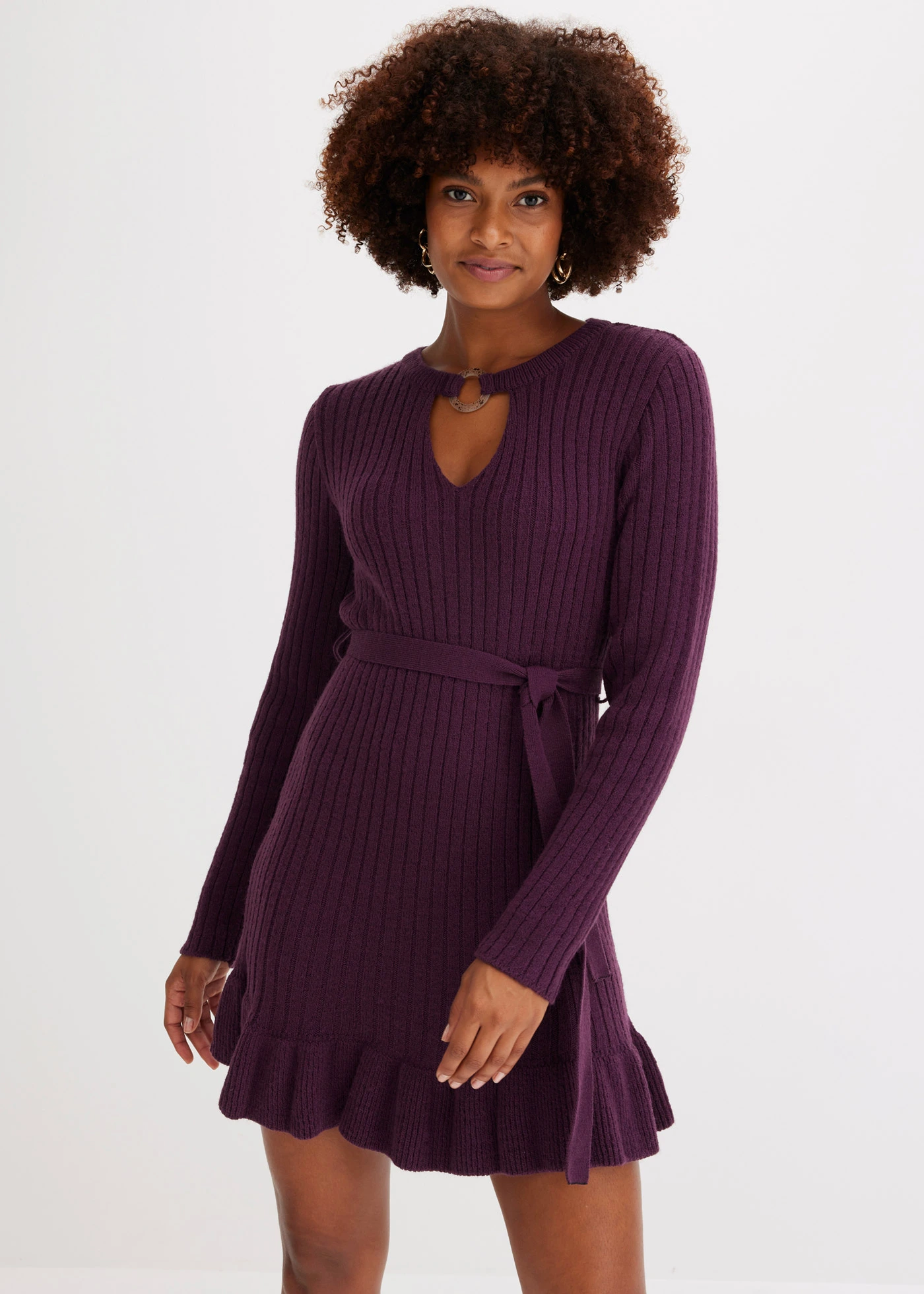 Gebreide jurk met geribd patroon en ring • donkerpaars • bonprix online shop