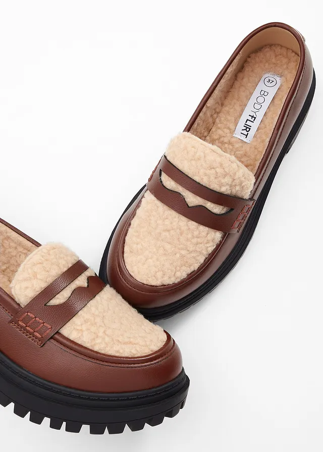 Mocassins à semelle épaisse • acajou • product-page.page-title-suffix