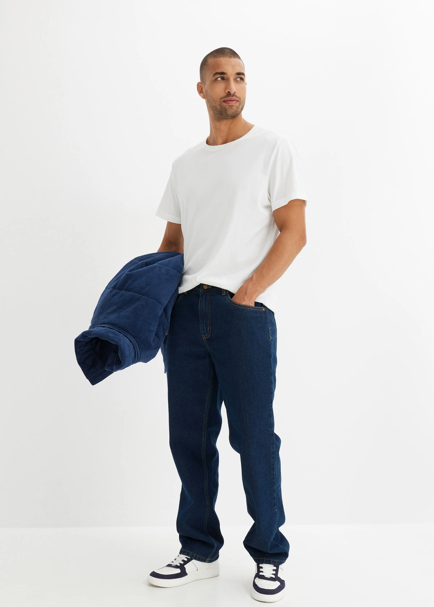 Blugi termo Classic Fit cu căptușeală pufoasă din flanelă, Straight • bleumarin denim • magazin bonprix