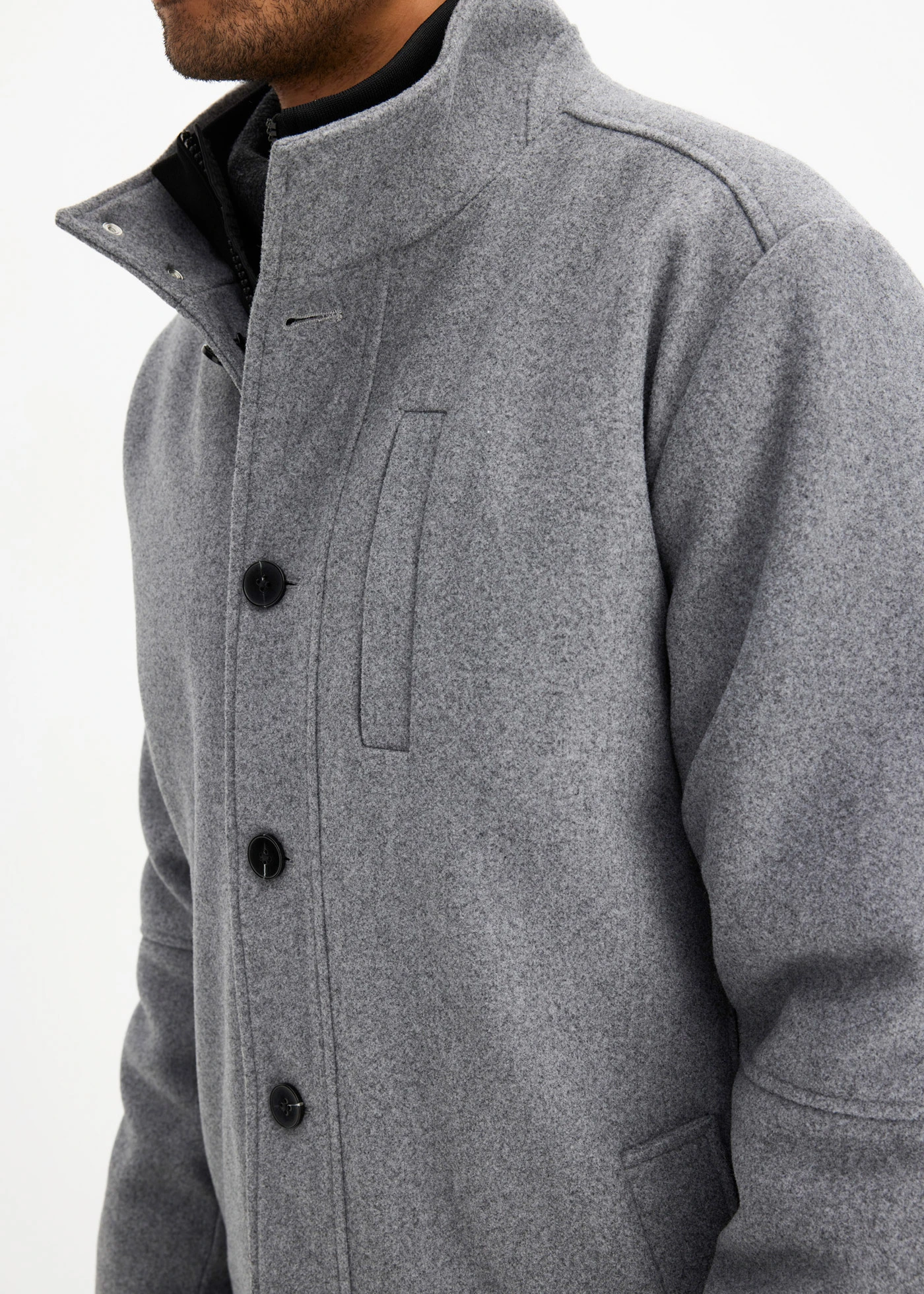 Manteau d’hiver aspect laine avec empiècement coupe-vent • gris foncé chiné • Boutique bonprix