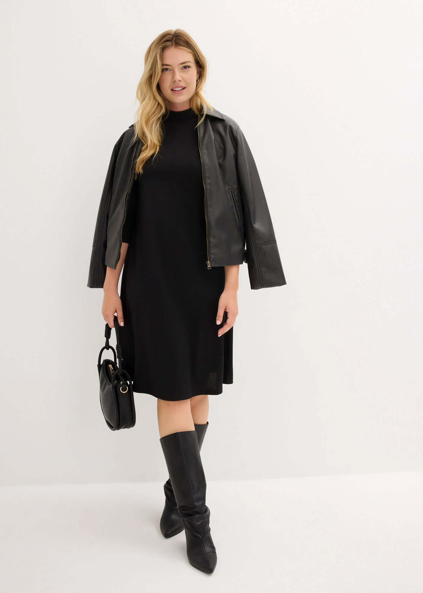 Jersey jurk van punto di roma • zwart • bonprix online shop