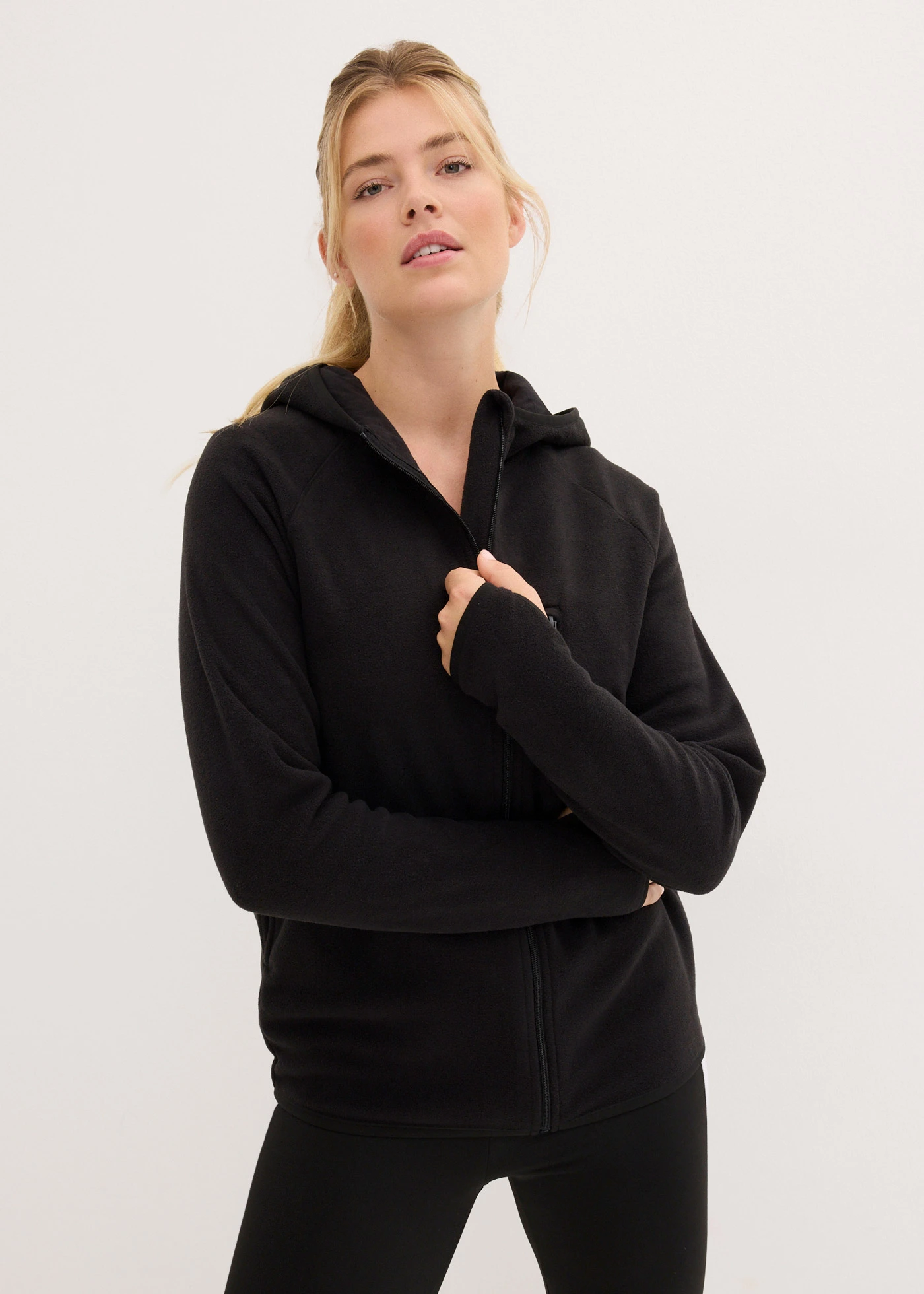 Fleece vest met zakken • zwart • bonprix online shop