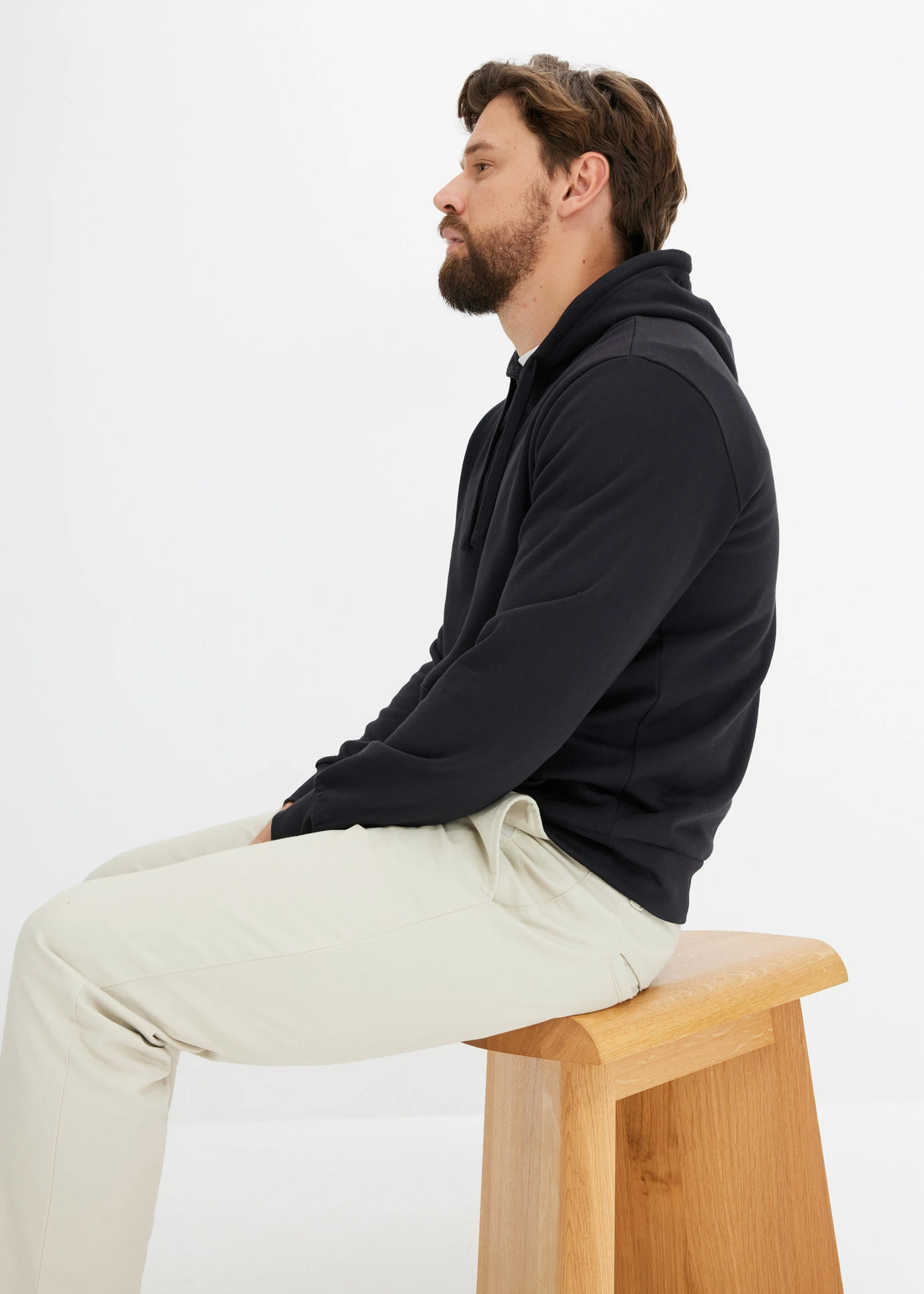 Hoodie in regular fit • zwart • bonprix online shop