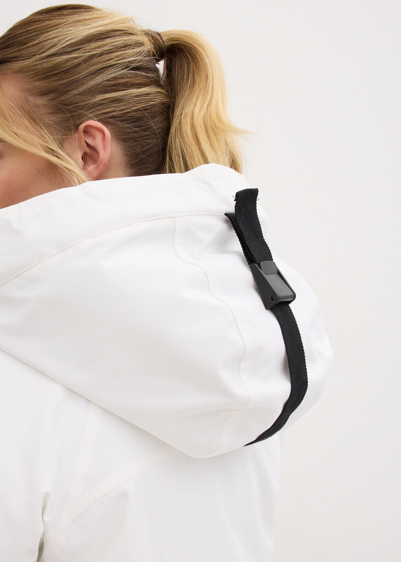 Lyžařská bunda s ochranou před vniknutím sněhu, nepromokavá • bílá • bonprix obchod