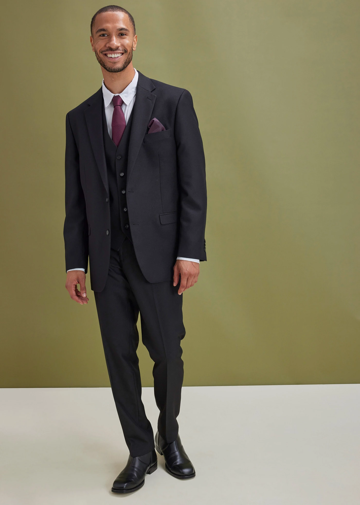 Costume 4 pièces avec gilet et cravate, regular • noir • Boutique bonprix