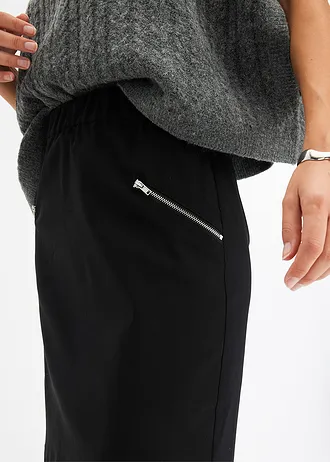 Bengalínová sukně s kapsami na zip • černá • bonprix obchod