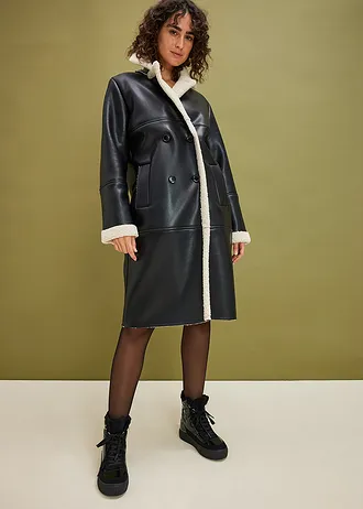 Boots fourrées à lacets • noir • Boutique bonprix