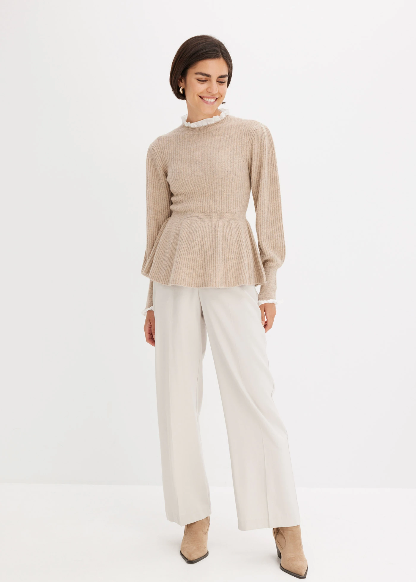 Pull à empiècement chemisier • beige chiné • Boutique bonprix