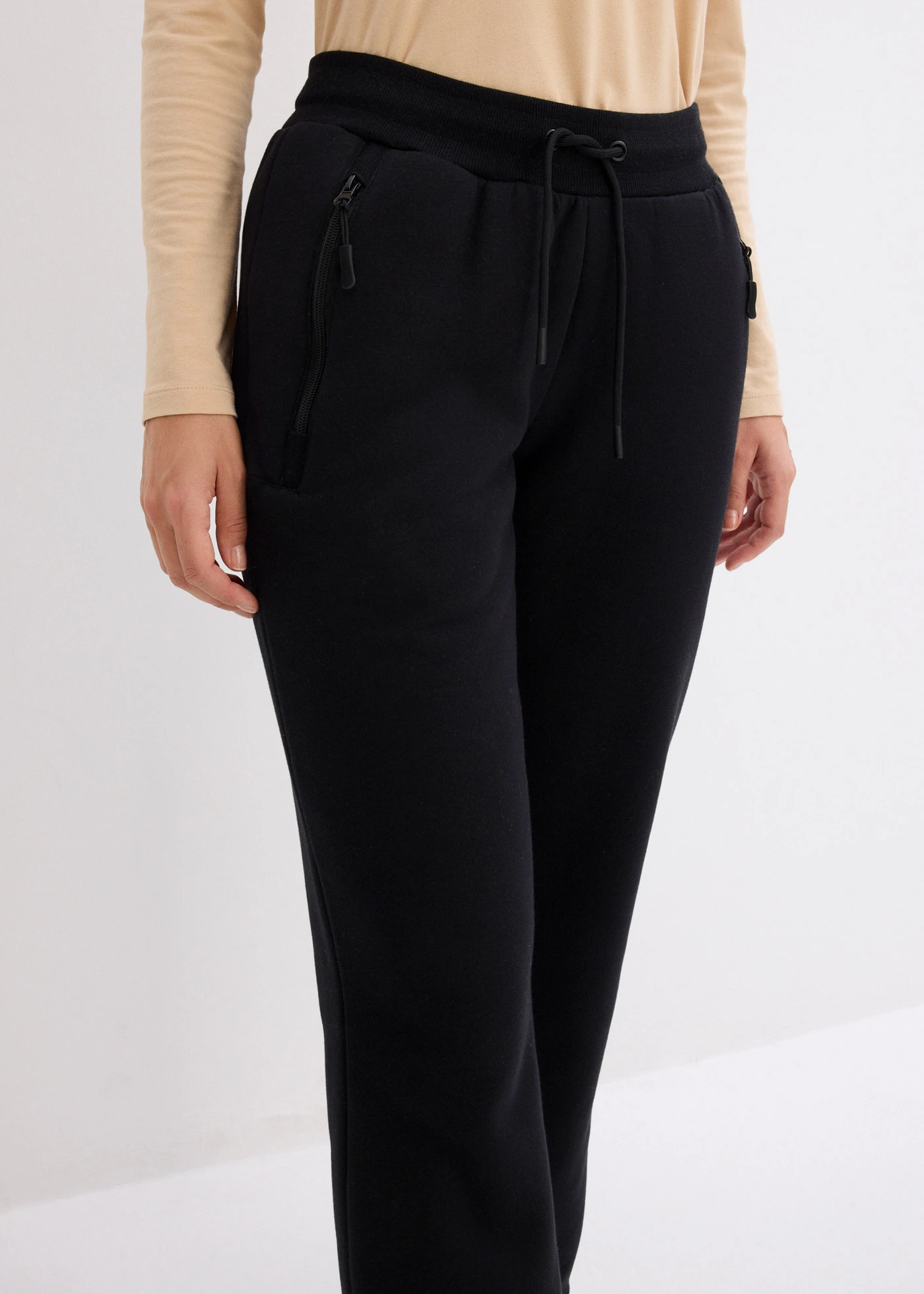 Thermo outdoor joggingbroek met fleece voering, wijd model • zwart • bonprix online shop