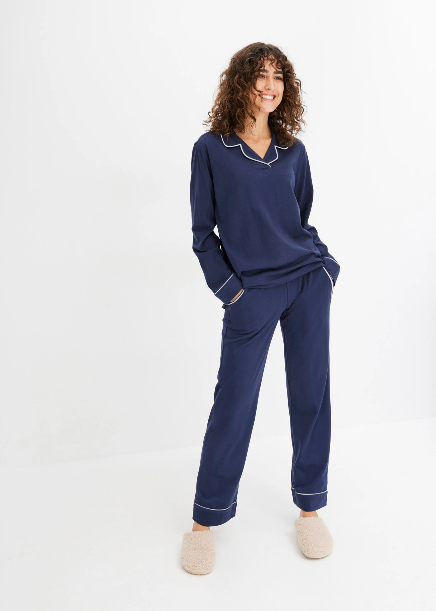 Pyjama en coton doux avec poches • bleu foncé • Boutique bonprix