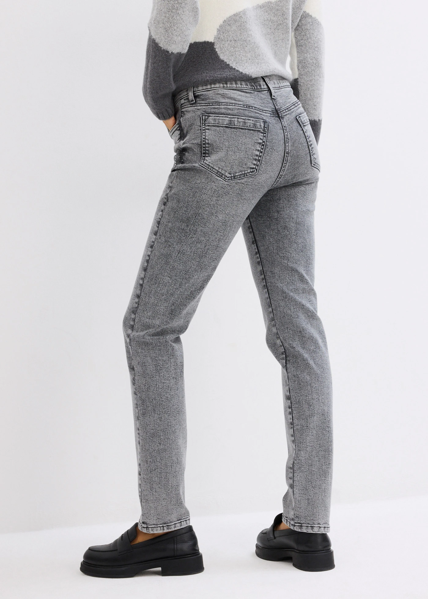 Slim fit jeans met stras • grey denim used • bonprix online shop