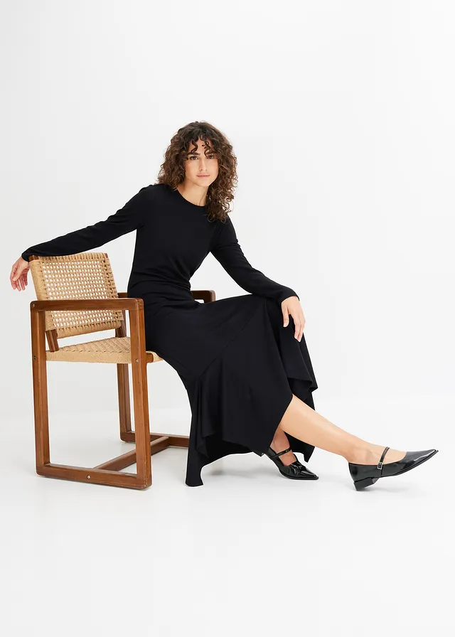 Jersey jurk met asymmetrische onderrand • zwart • product-page.page-title-suffix