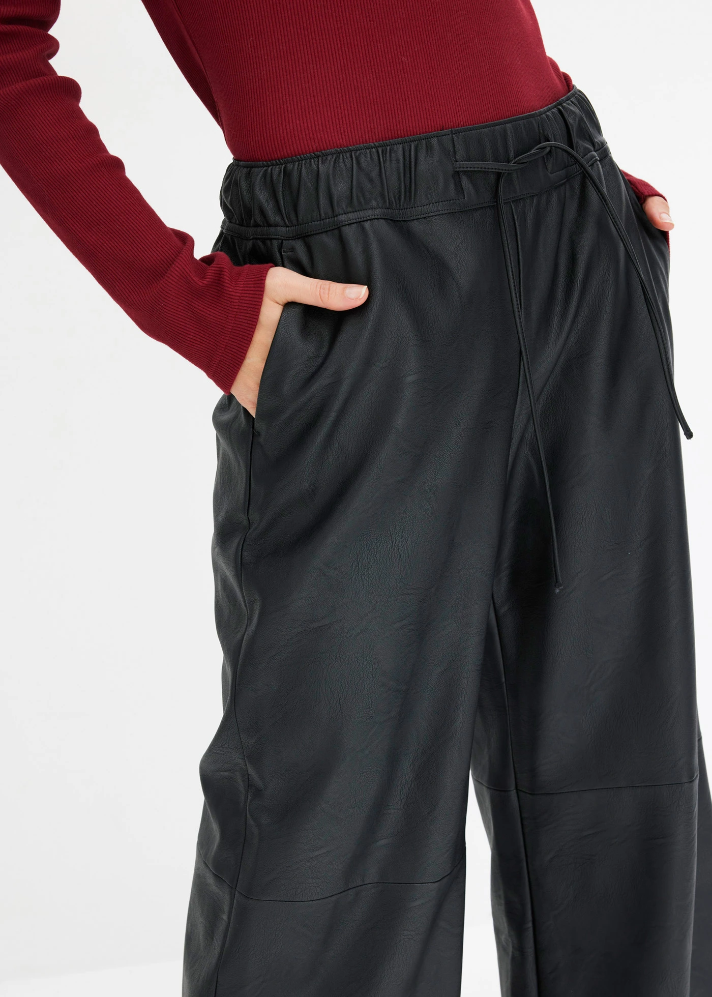 Imitatieleren broek • zwart • bonprix online shop